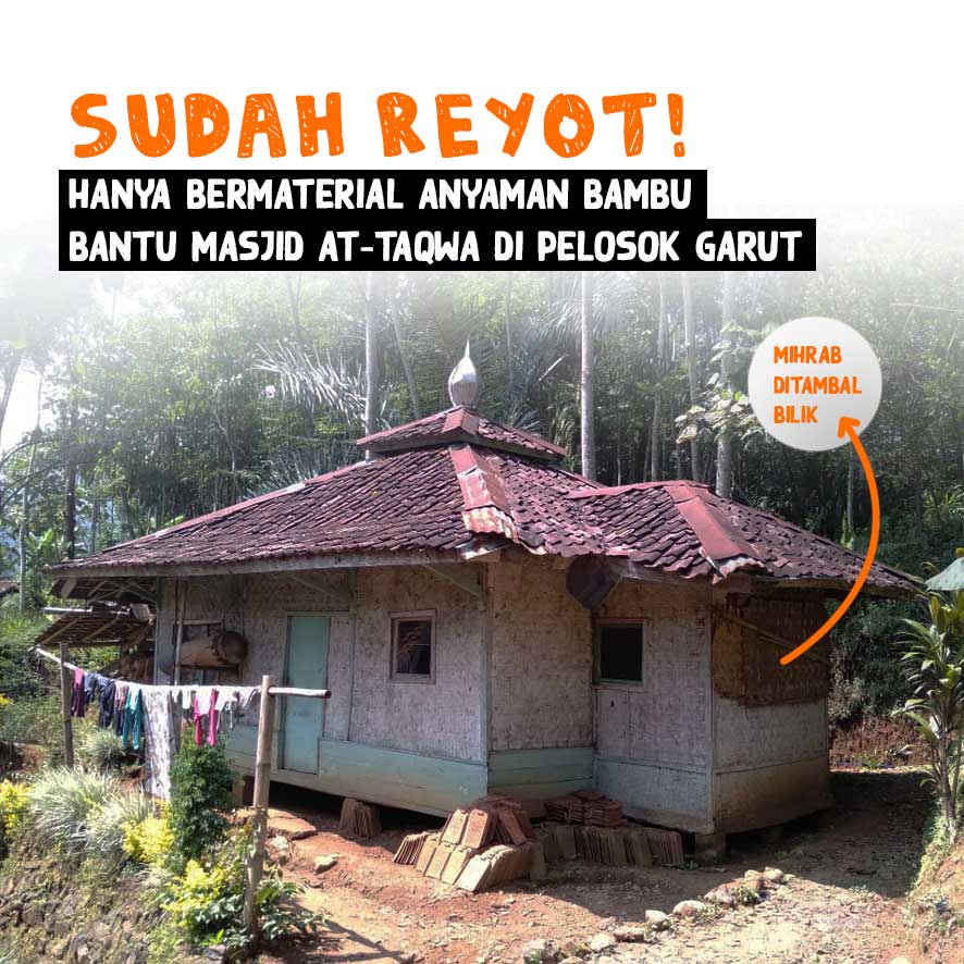 Masjid Rawan Roboh di Pelosok Garut Butuh Bantuan