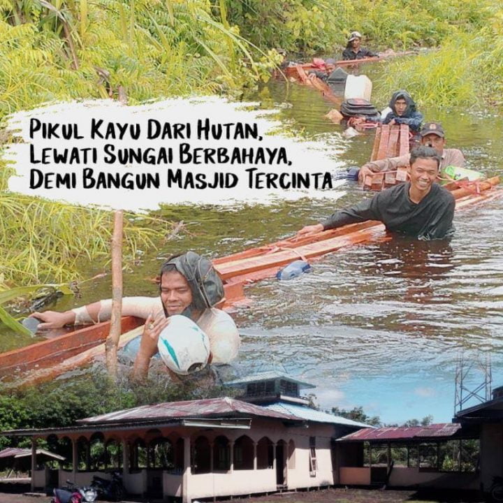 Pikul Kayu Dari Hutan, Lewati Sungai Berbahaya, Demi Bangun Masjid Tercinta