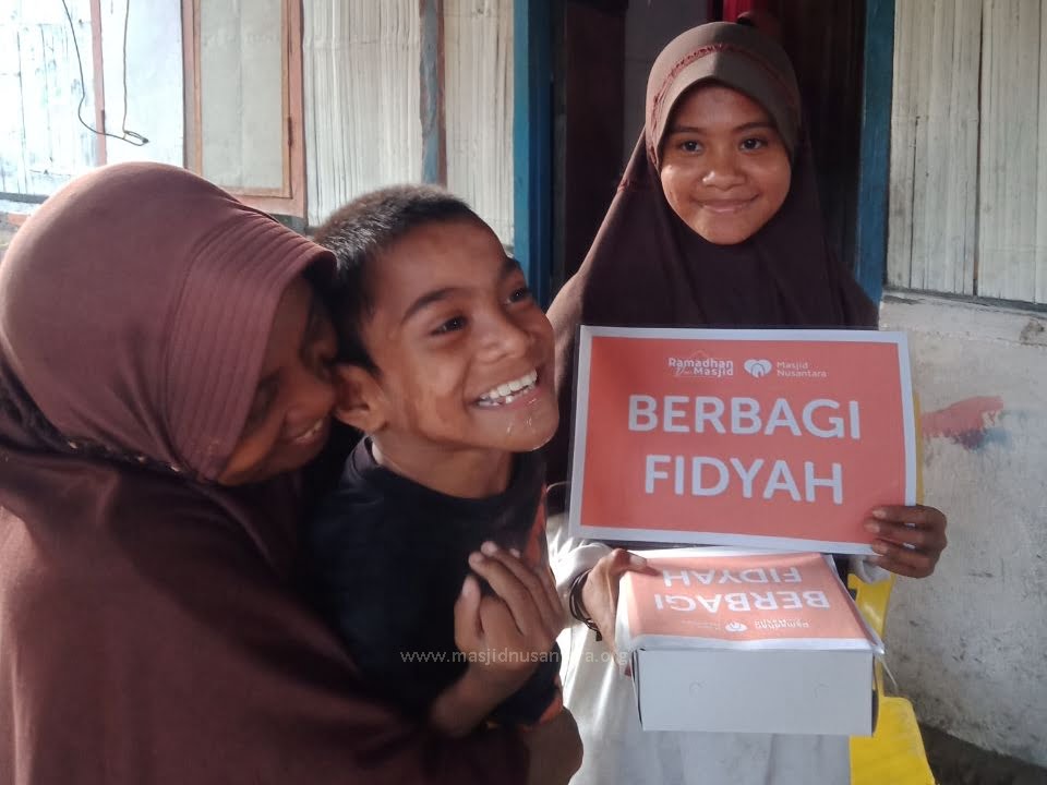 Masjid Nusantara_Penyaluran Fidyah Lansia, Difabel, Mualaf NTT_1 fidyah masjid nusantara nusa tenggara timur