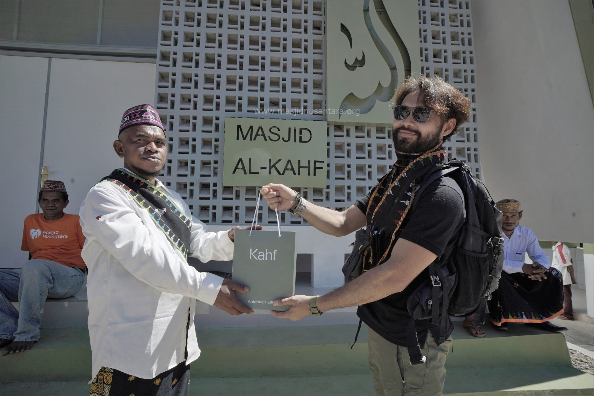 Masjid Al-Kahf Paragon NTT