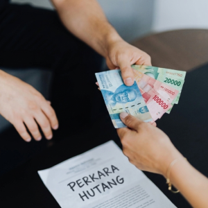 gak mau bayar hutang